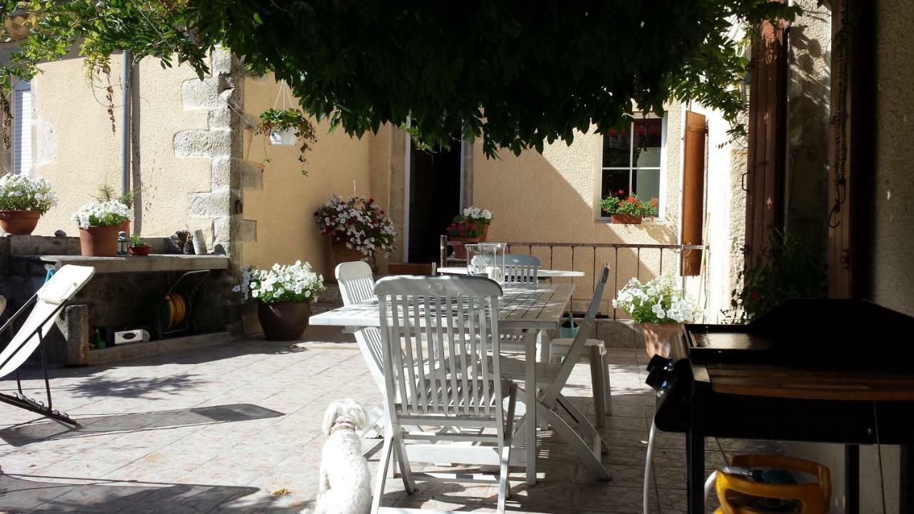 Gite De L'Eyrieux Les Ollières-sur-Eyrieux エクステリア 写真